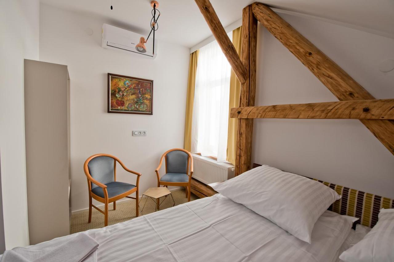 Salon Win Wine Bar & Bed & Breakfast Jaslo (Podkarpackie)